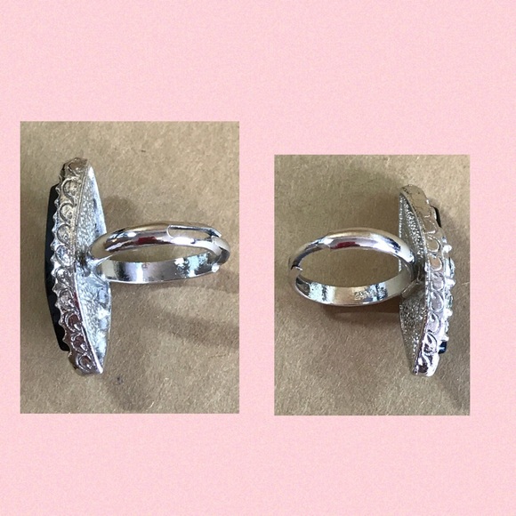 SIGNED Emmons Onyx Filigree Adjustable Ring - Picture 5 of 8